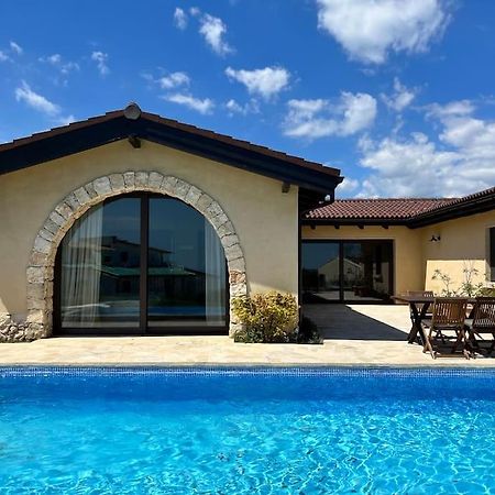 Private Villa At Blacksearama Golf & Villas Resort Balchik Exterior photo